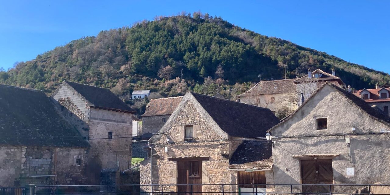 Historia y remeranza de los chitanos d’Echo